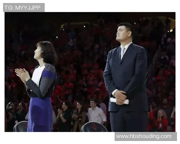 白岩松与姚明的深厚友谊与合作历程探讨 白岩松与姚明的深厚友谊与合作历程探讨